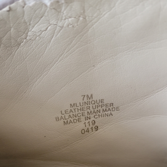 Marc Fisher Pink Heeled Boots with Chunky Block Heel - Picture 6 of 9